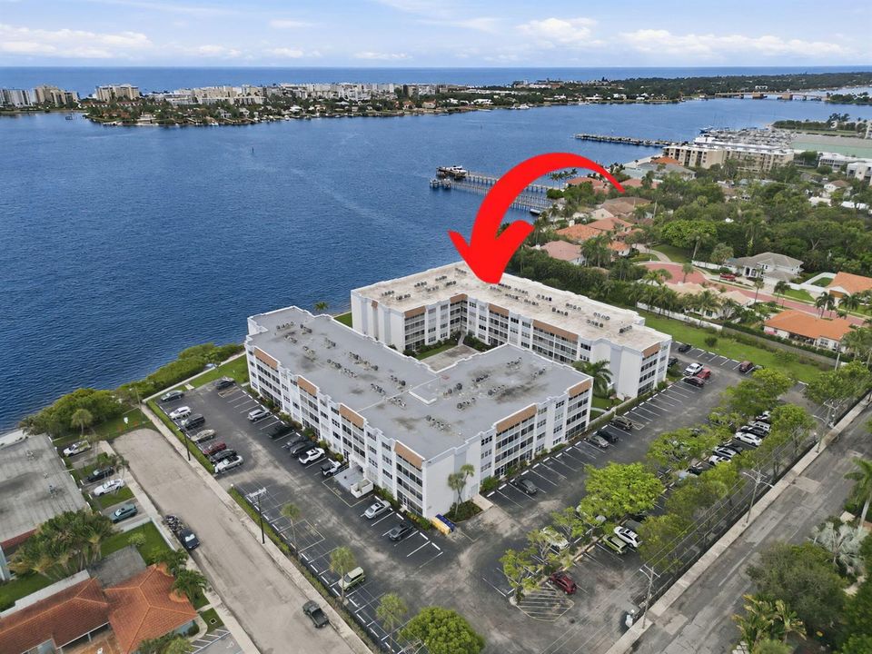 50-web-or-mls-1516_S_Lakeside_Dr_Unit_40