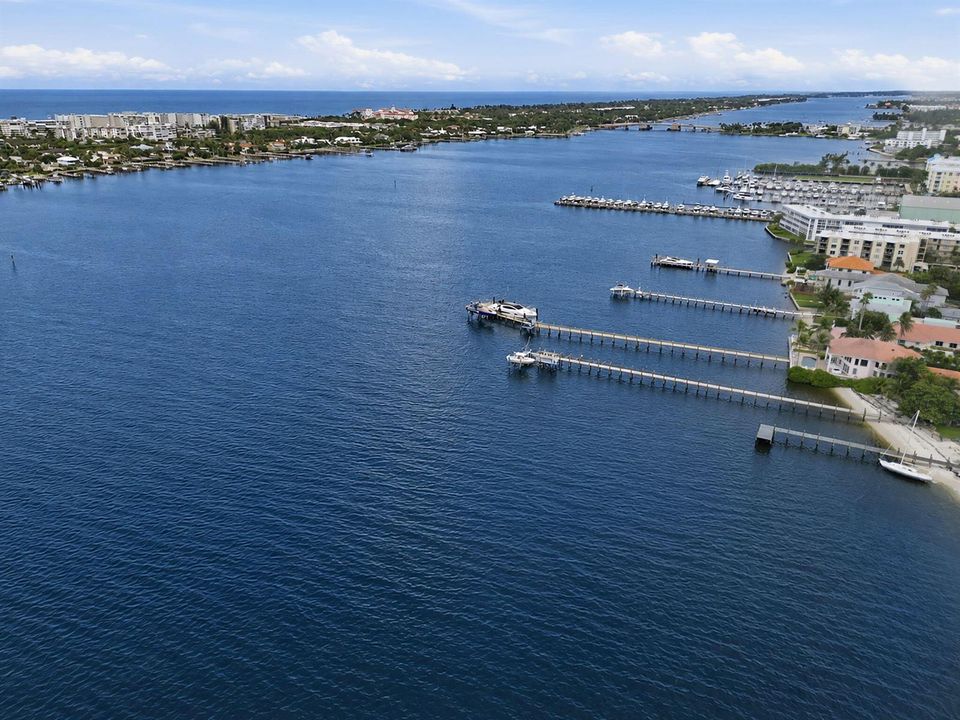 52-web-or-mls-1516_S_Lakeside_Dr_Unit_40
