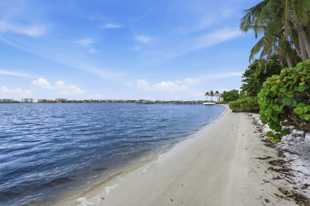 34-web-or-mls-1516_S_Lakeside_Dr_Unit_40
