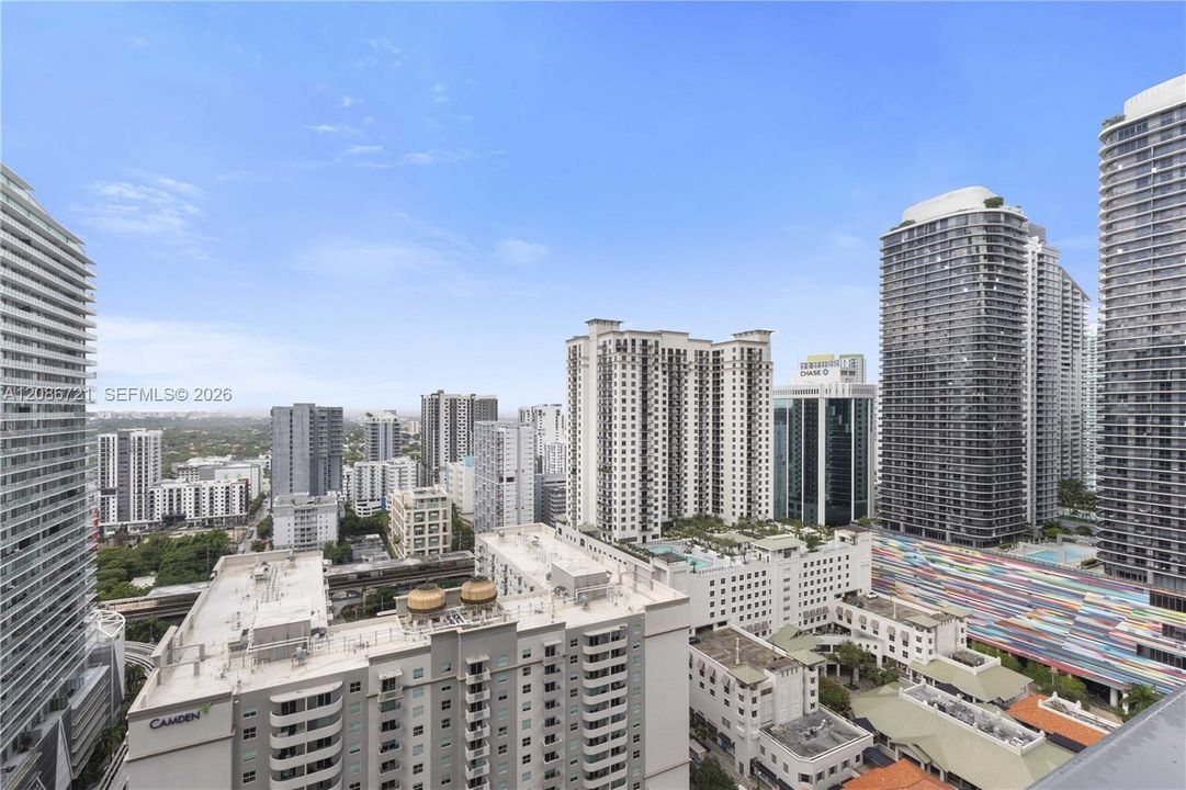 For Sale: $645,000 (1 beds, 1 baths, 665 Square Feet)
