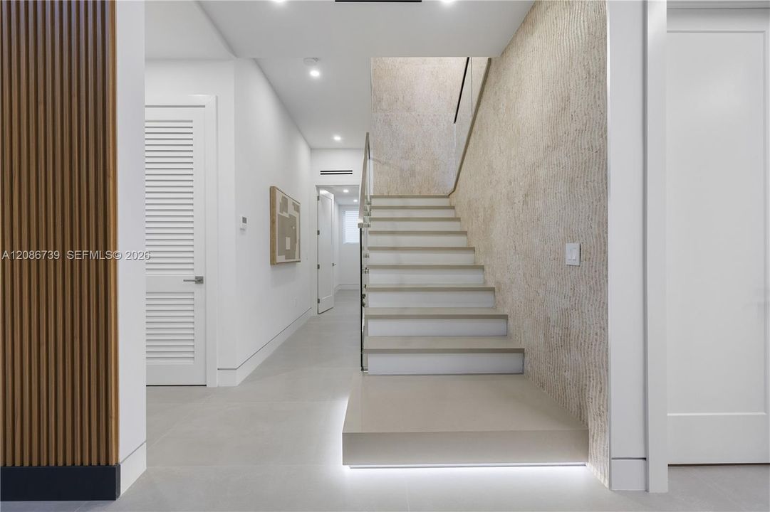 For Rent: $15,000 (4 beds, 4 baths, 3701 Square Feet)