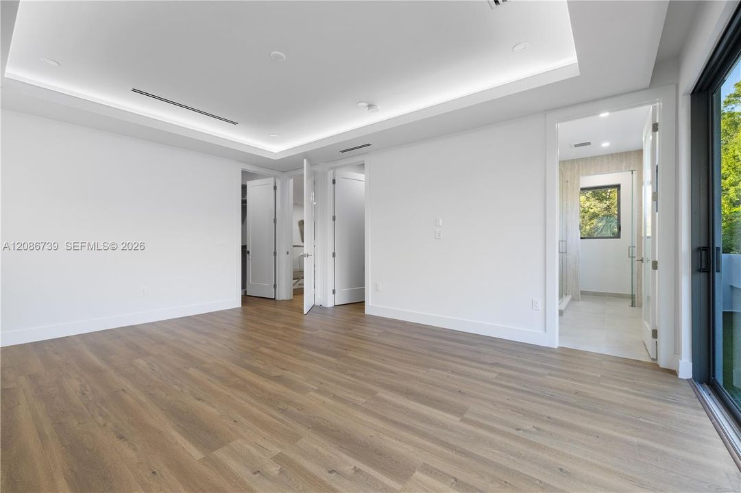 For Rent: $15,000 (4 beds, 4 baths, 3701 Square Feet)