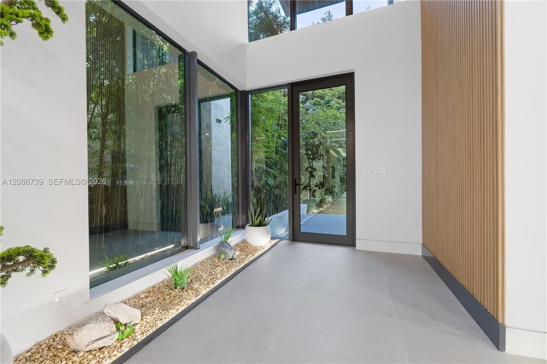 For Rent: $15,000 (4 beds, 4 baths, 3701 Square Feet)
