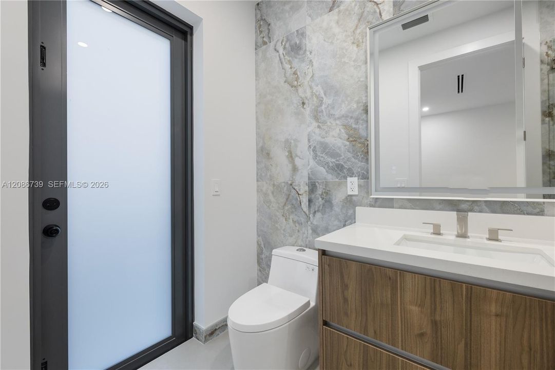 For Rent: $15,000 (4 beds, 4 baths, 3701 Square Feet)