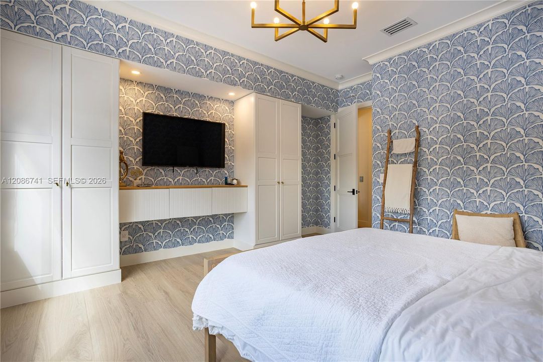 В аренду: $12,000 (5 спален, 4 ванн, 3425 Квадратных фут)