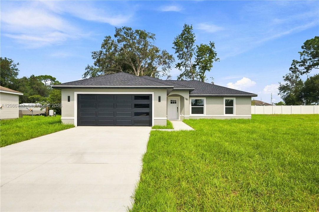 For Sale: $284,900 (3 beds, 2 baths, 1468 Square Feet)