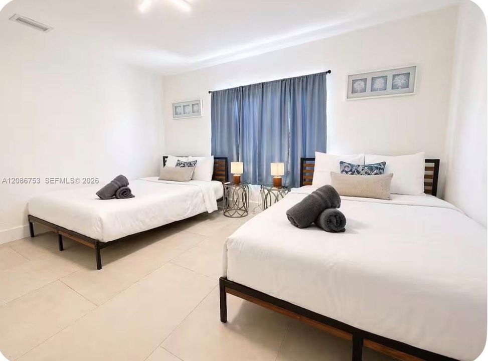 For Rent: $5,300 (4 beds, 3 baths, 0 Square Feet)