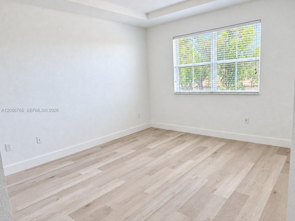 For Rent: $4,600 (4 beds, 2 baths, 2217 Square Feet)