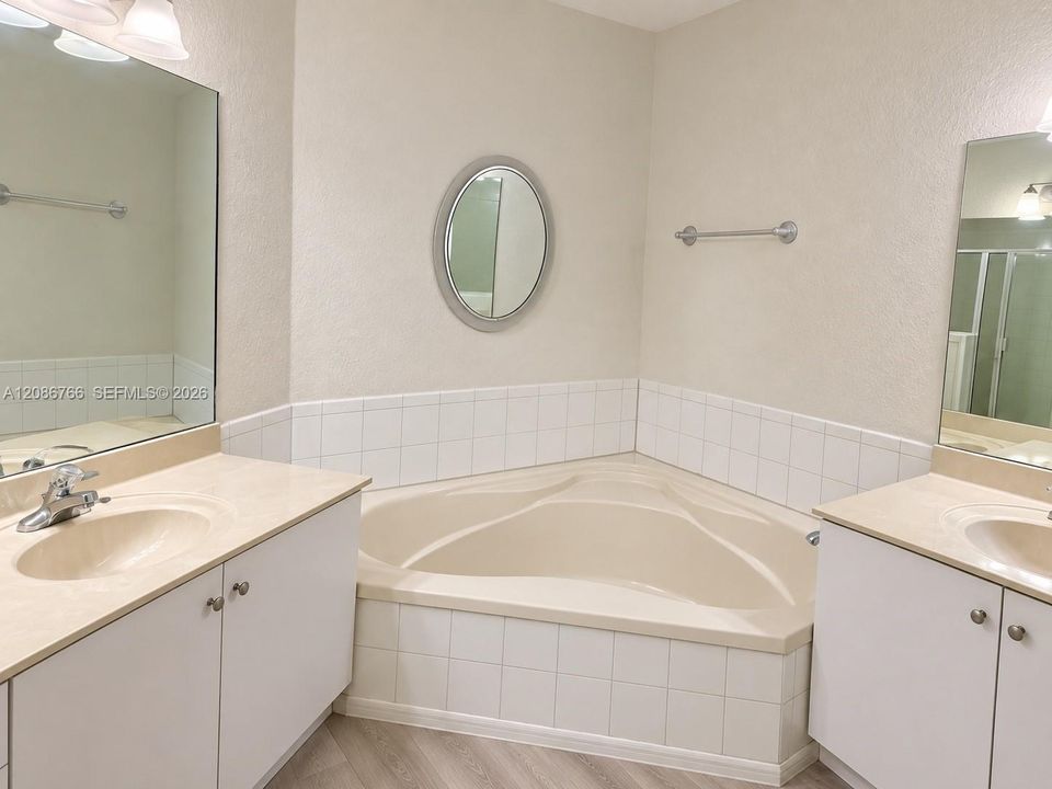 For Rent: $4,600 (4 beds, 2 baths, 2217 Square Feet)
