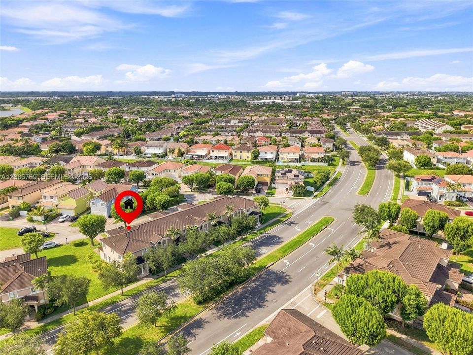 For Sale: $340,000 (3 beds, 2 baths, 1580 Square Feet)