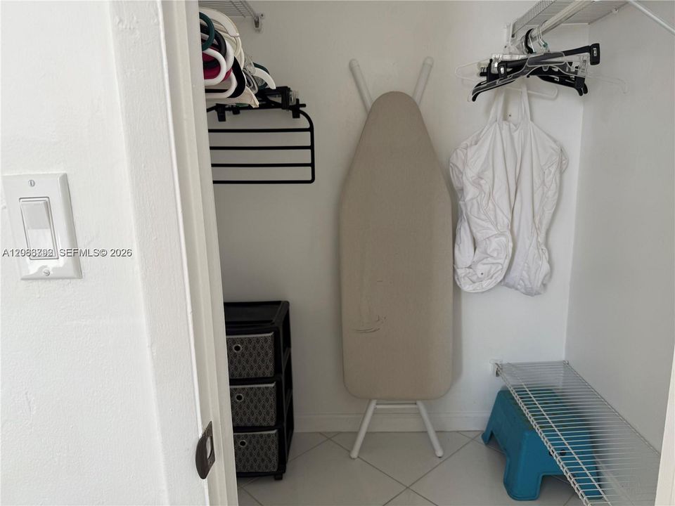 En Renta: $2,400 (2 camas, 1 baños, 900 Pies cuadrados)