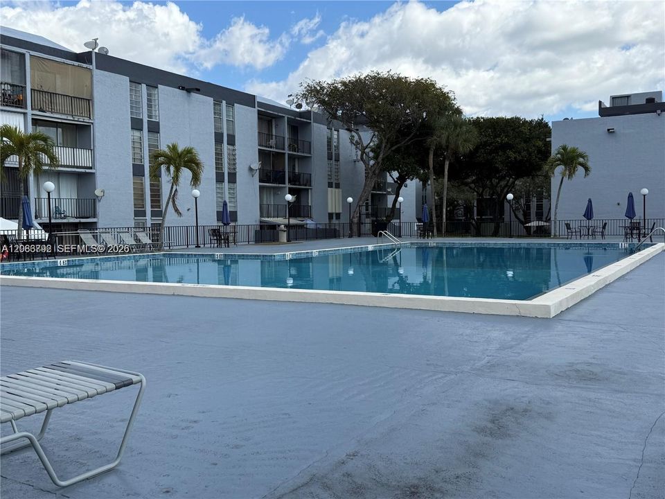 En Renta: $2,400 (2 camas, 1 baños, 900 Pies cuadrados)