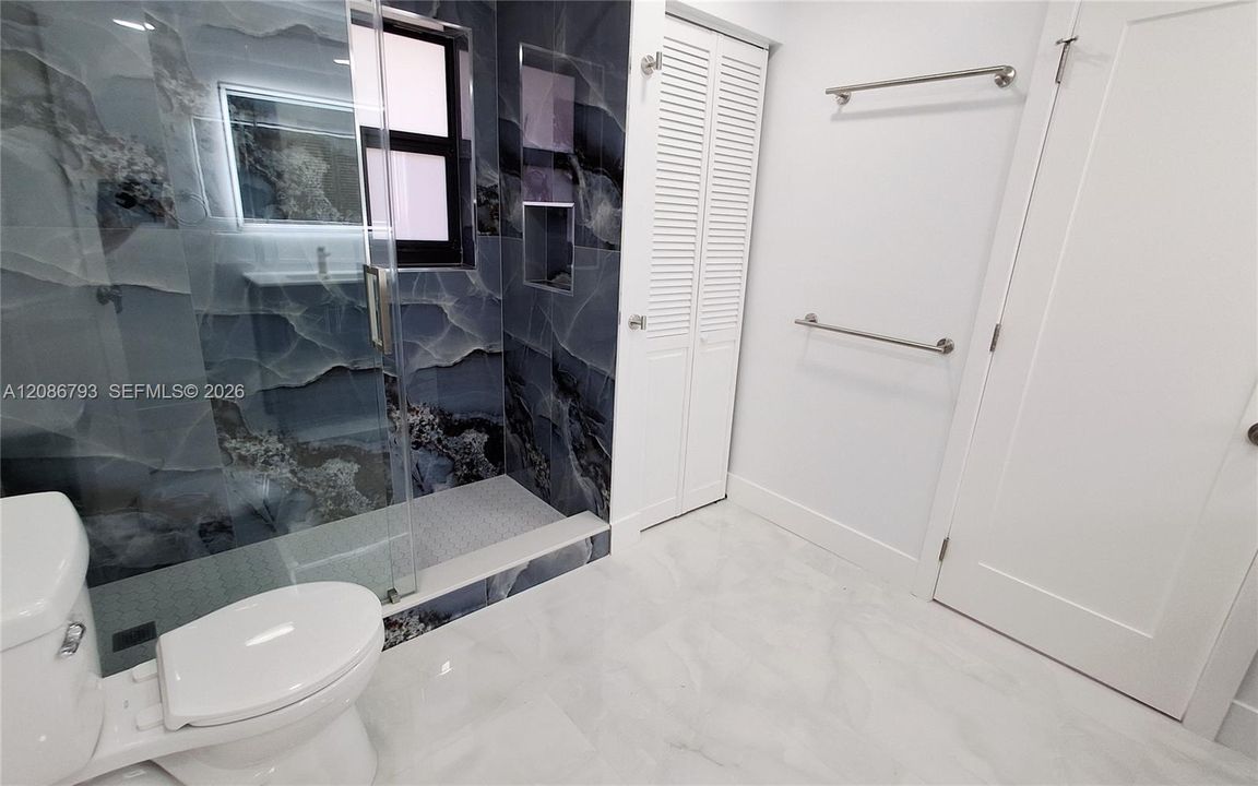В аренду: $6,100 (4 спален, 3 ванн, 3081 Квадратных фут)