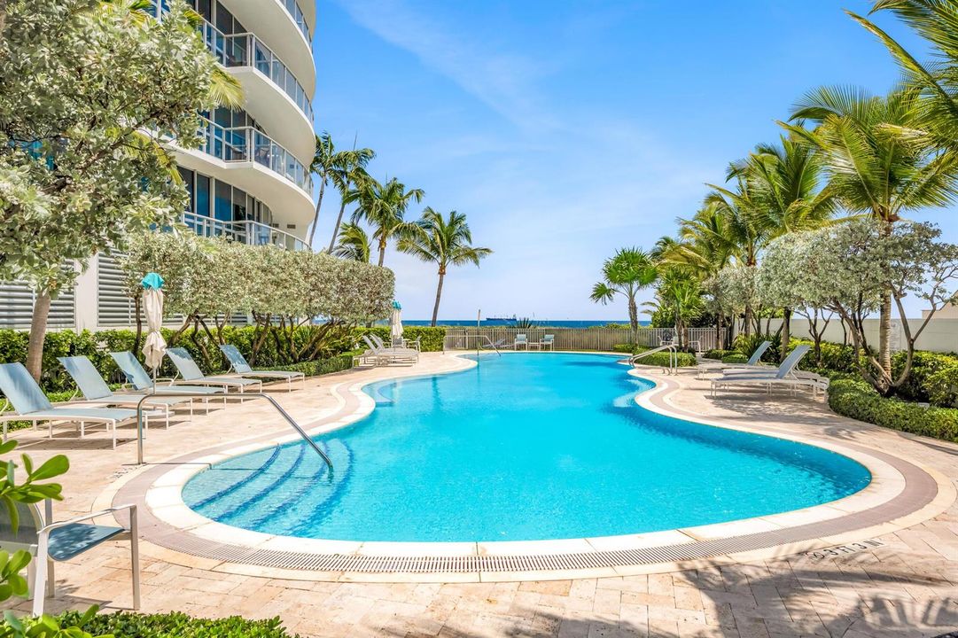 1200 HOLIDAY DR #902-67