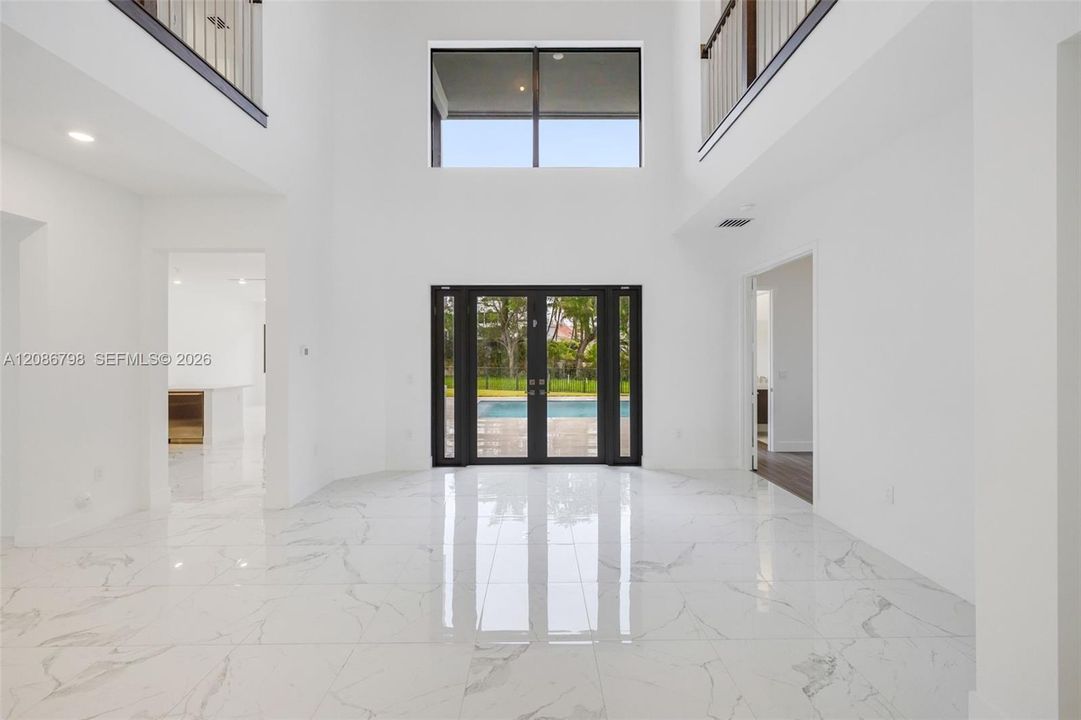 En Renta: $15,000 (5 camas, 4 baños, 4197 Pies cuadrados)