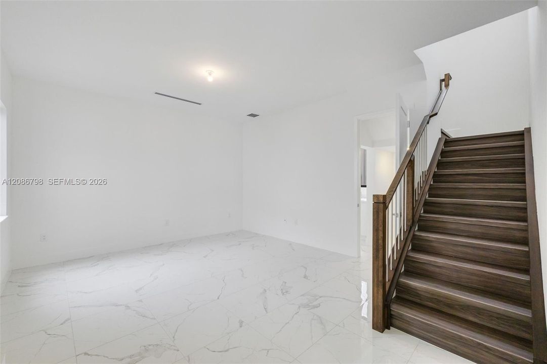 En Renta: $15,000 (5 camas, 4 baños, 4197 Pies cuadrados)