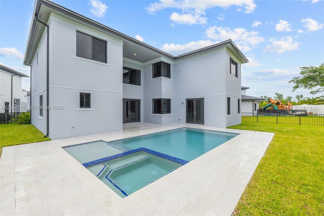 En Renta: $15,000 (5 camas, 4 baños, 4197 Pies cuadrados)
