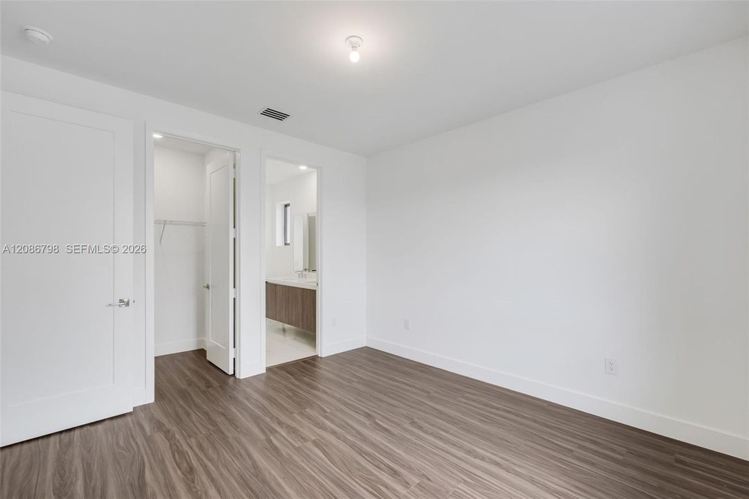 En Renta: $15,000 (5 camas, 4 baños, 4197 Pies cuadrados)