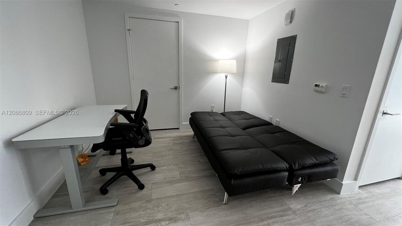 В аренду: $3,400 (1 спален, 1 ванн, 713 Квадратных фут)