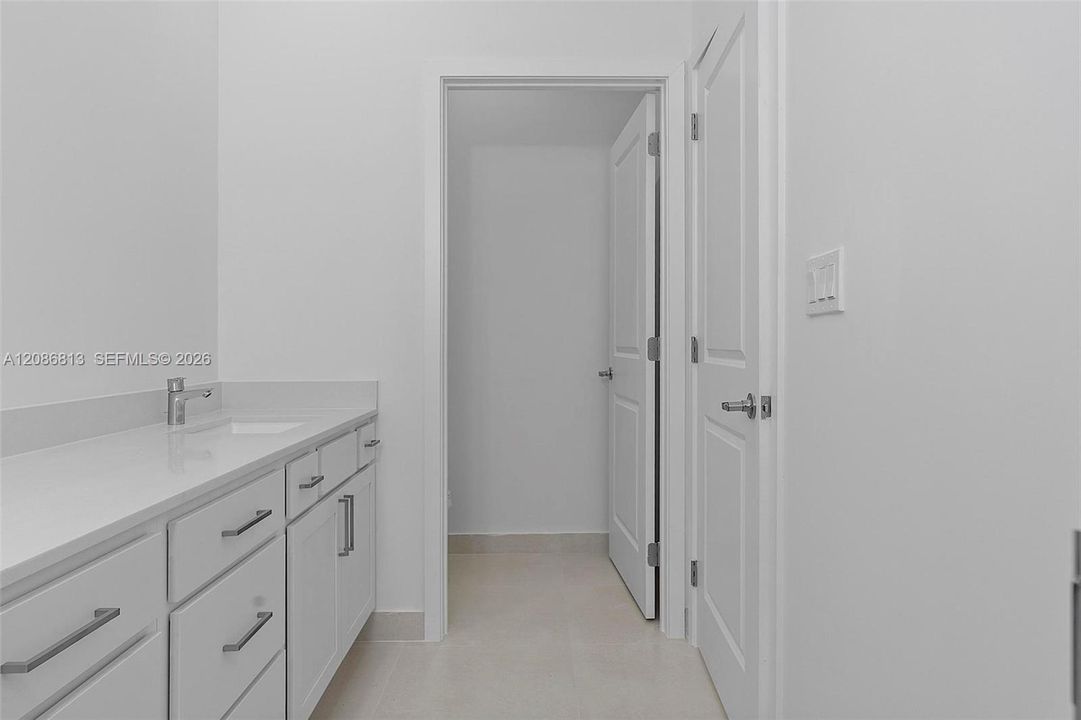 En Venta: $949,000 (5 camas, 4 baños, 0 Pies cuadrados)