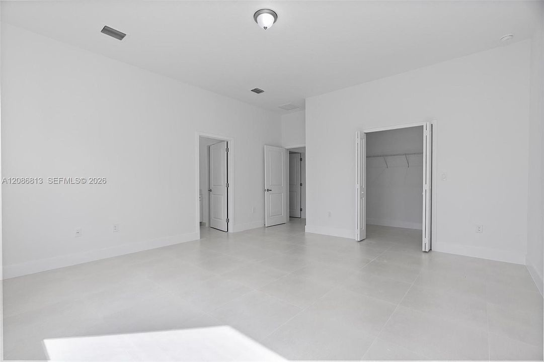 En Venta: $949,000 (5 camas, 4 baños, 0 Pies cuadrados)