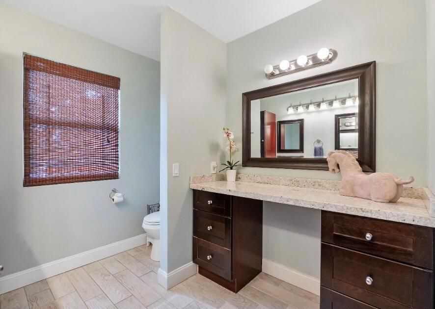 1ST MASTER BATH