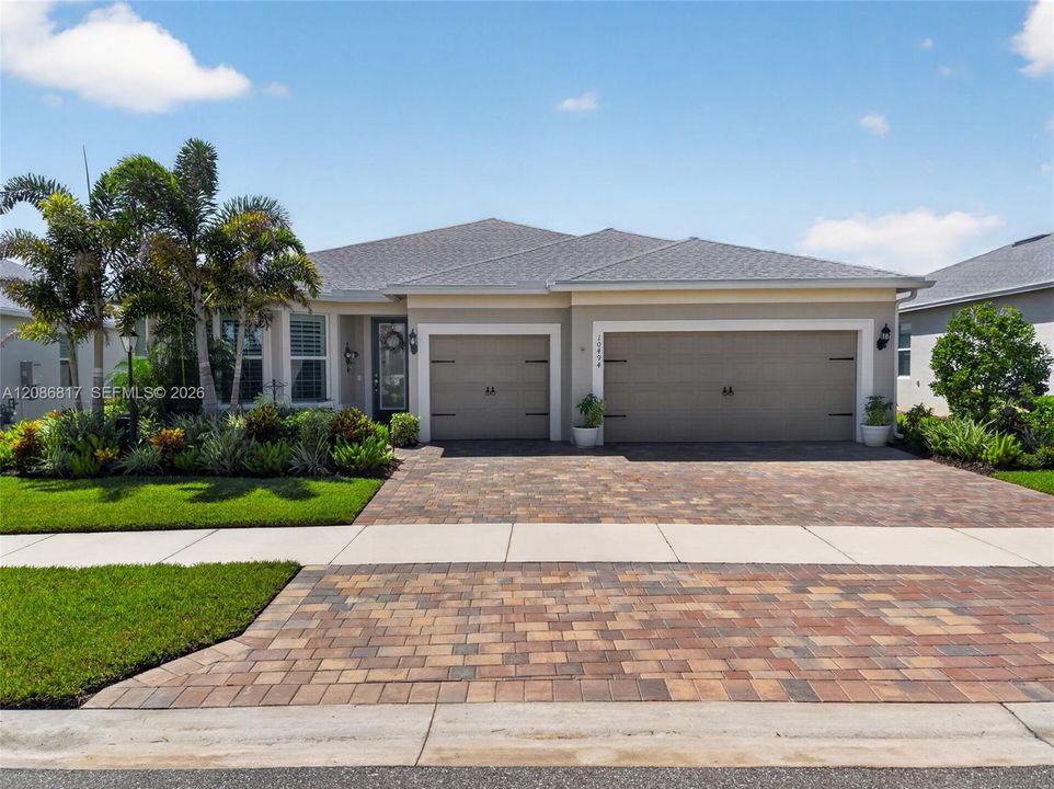 En Venta: $579,975 (3 camas, 2 baños, 2334 Pies cuadrados)