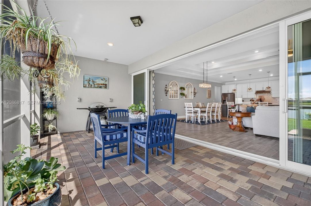 En Venta: $579,975 (3 camas, 2 baños, 2334 Pies cuadrados)