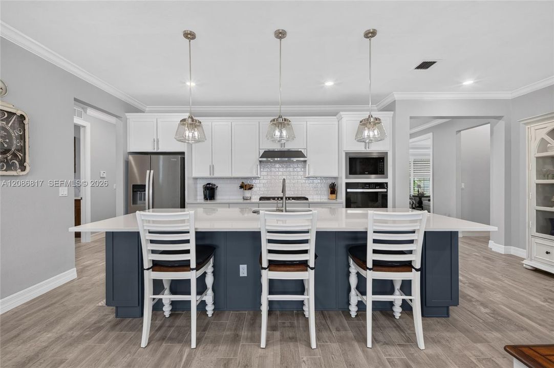 En Venta: $579,975 (3 camas, 2 baños, 2334 Pies cuadrados)