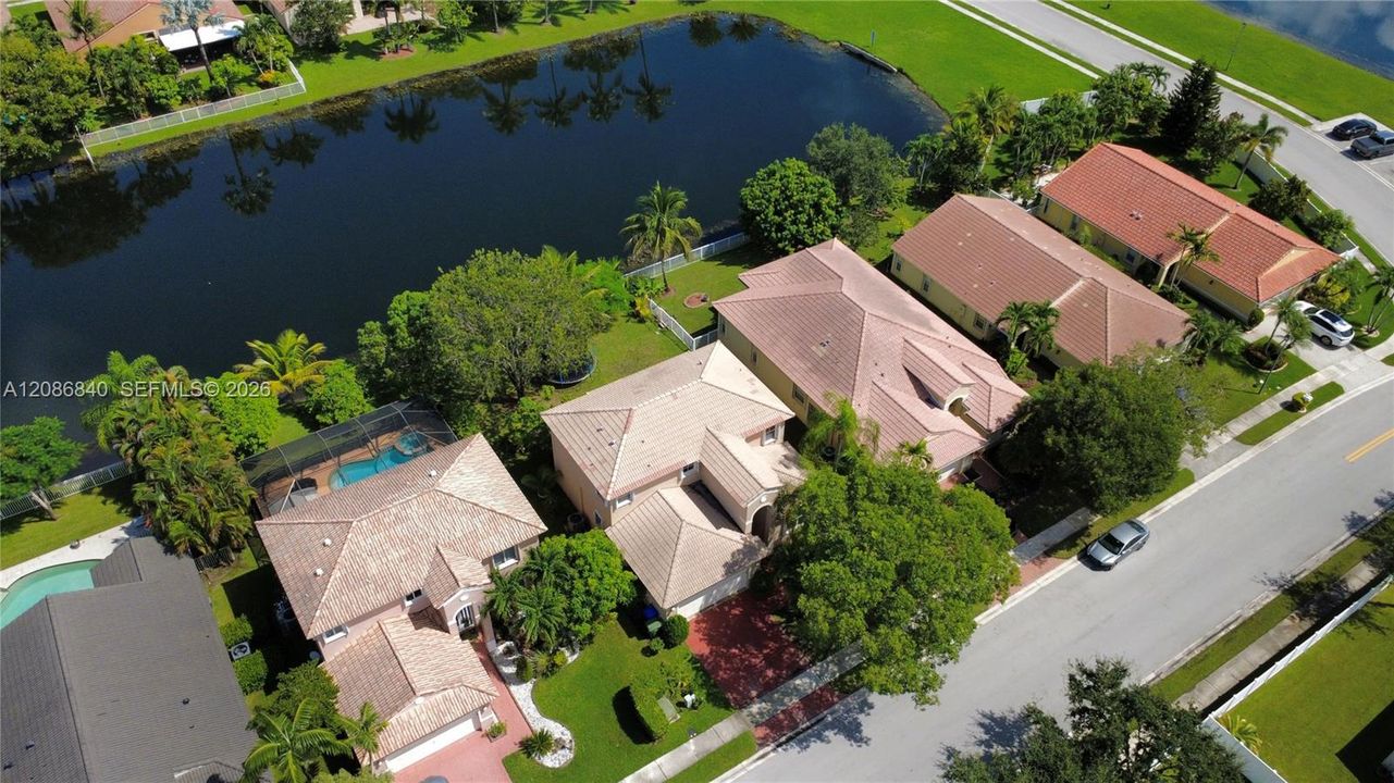 For Sale: $760,000 (4 beds, 3 baths, 2163 Square Feet)