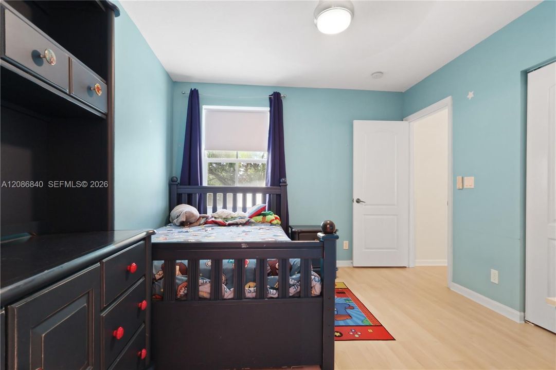 For Sale: $760,000 (4 beds, 3 baths, 2163 Square Feet)