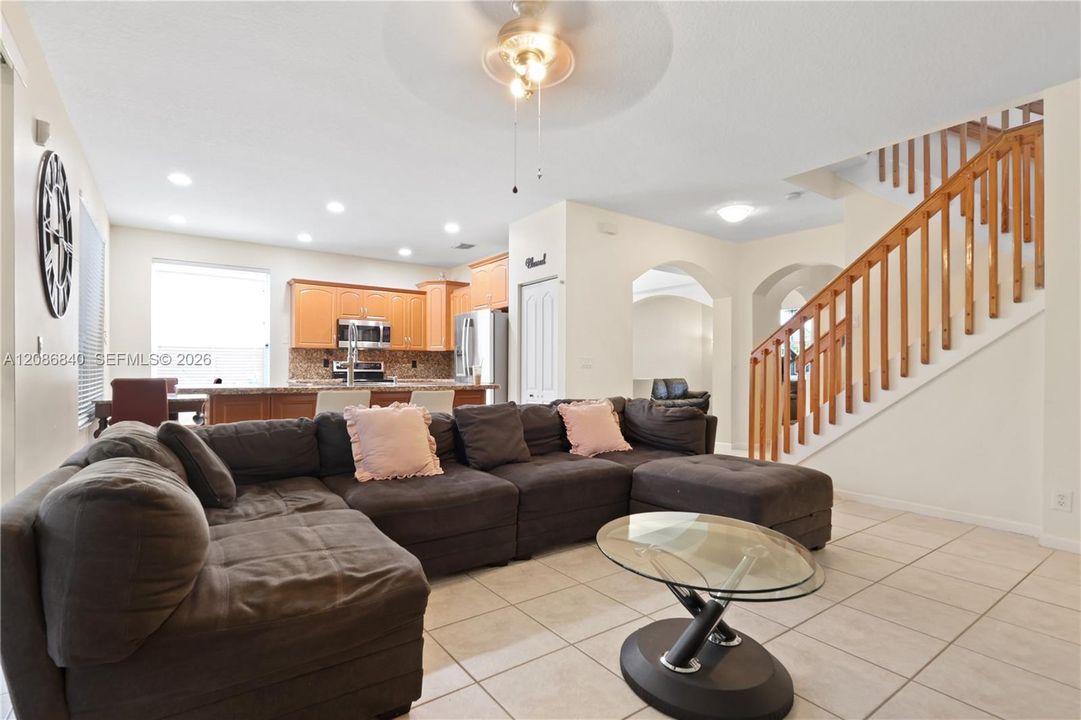 For Sale: $760,000 (4 beds, 3 baths, 2163 Square Feet)
