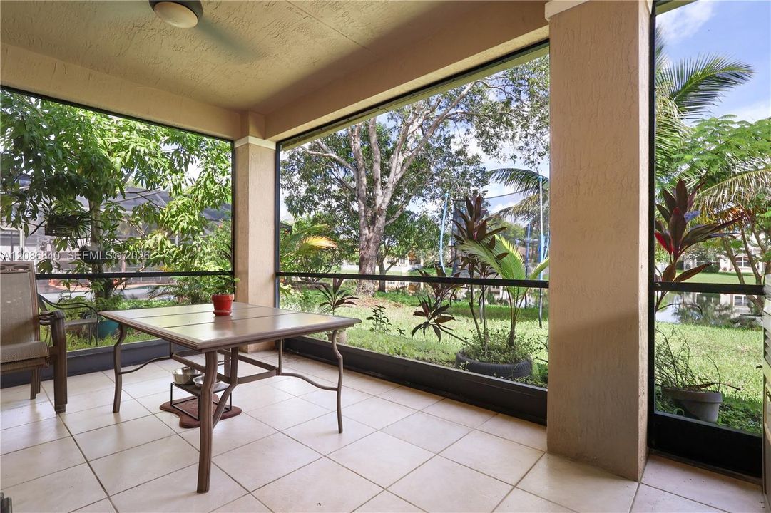 For Sale: $760,000 (4 beds, 3 baths, 2163 Square Feet)