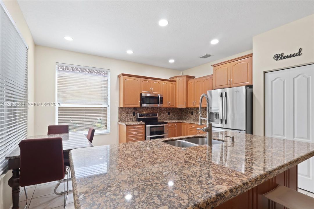 For Sale: $760,000 (4 beds, 3 baths, 2163 Square Feet)