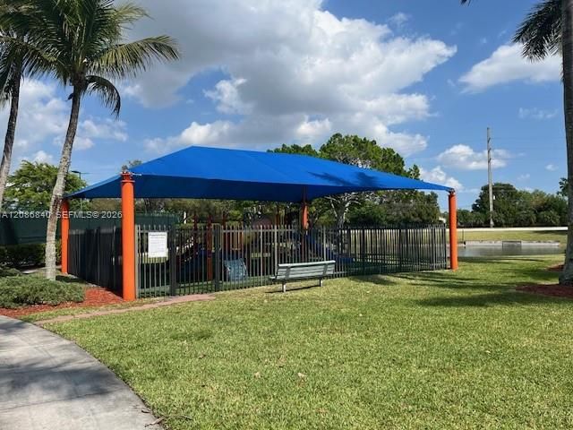 For Sale: $760,000 (4 beds, 3 baths, 2163 Square Feet)