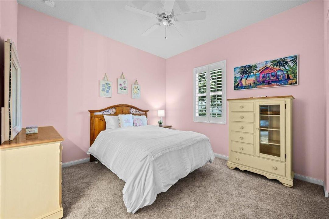 Bright & Cheerful Secondary Bedroom