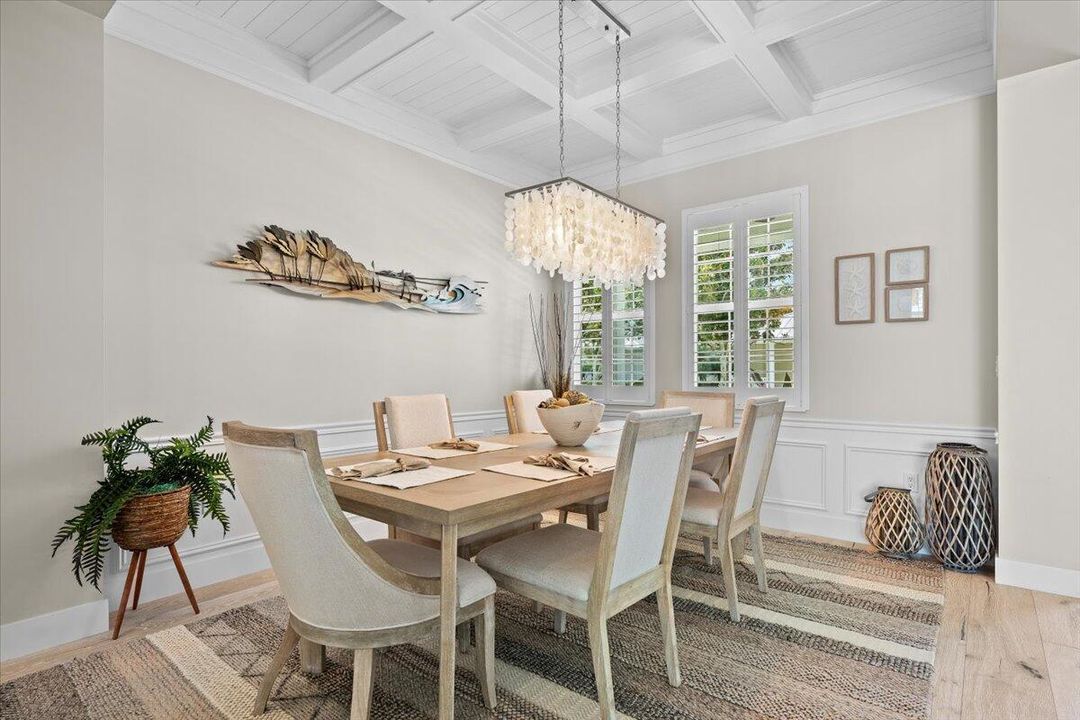 Casual Chic Dining Room