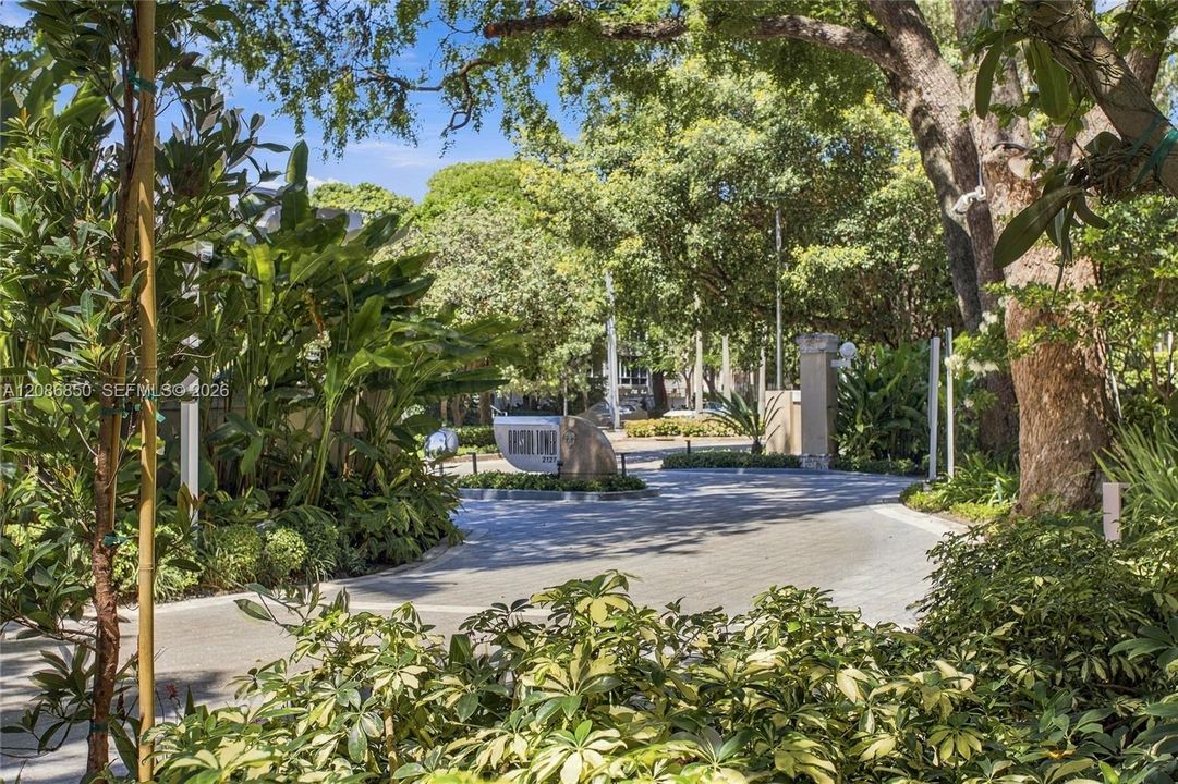 En Venta: $2,250,000 (3 camas, 3 baños, 2310 Pies cuadrados)