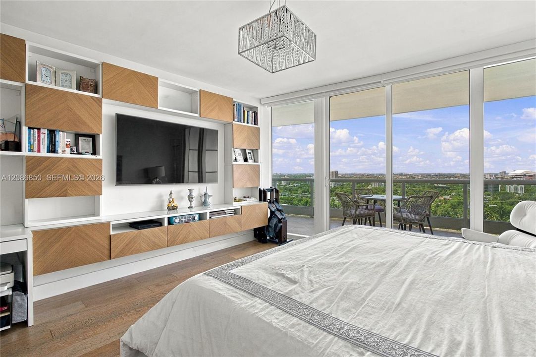 En Venta: $2,250,000 (3 camas, 3 baños, 2310 Pies cuadrados)