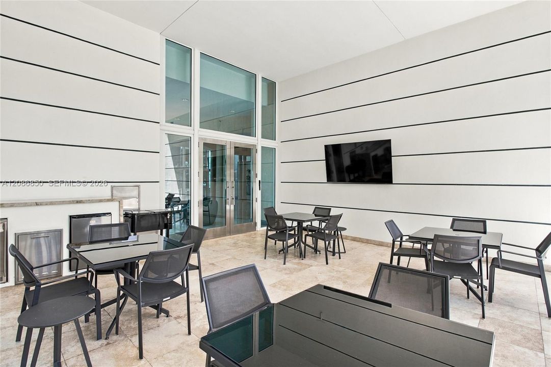 En Venta: $2,250,000 (3 camas, 3 baños, 2310 Pies cuadrados)