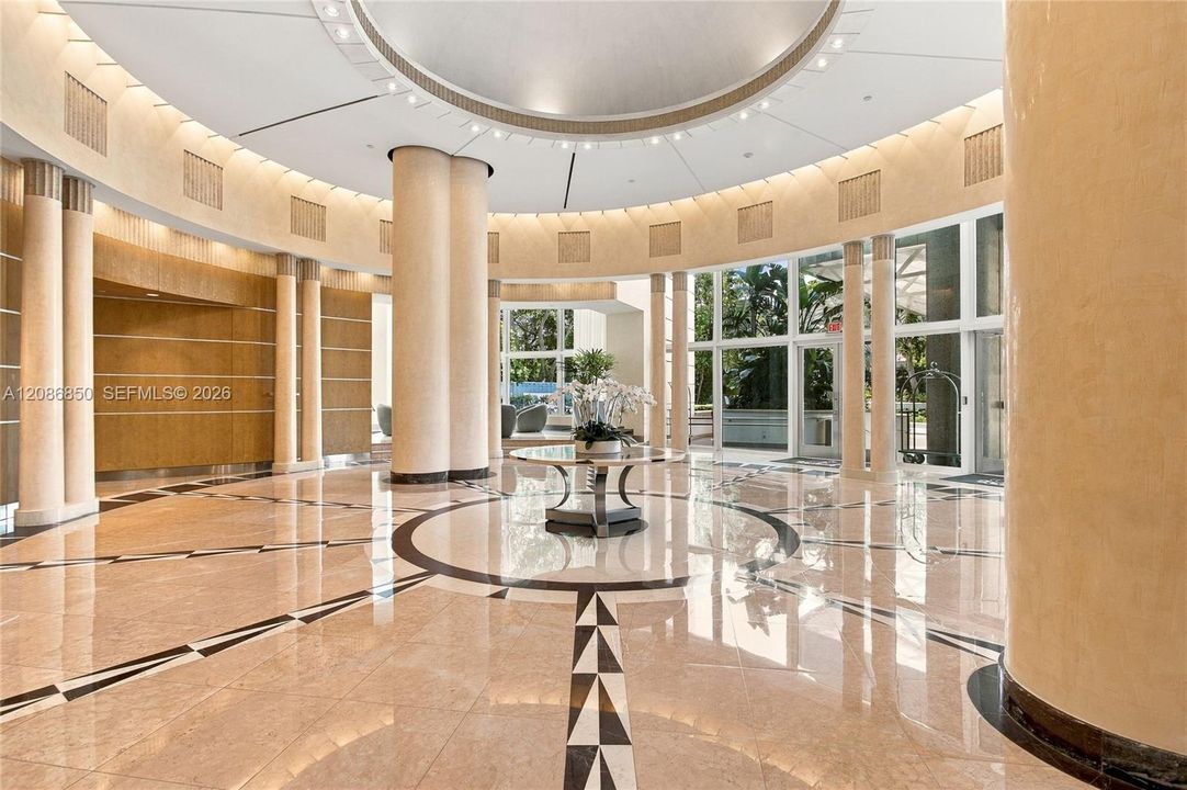En Venta: $2,250,000 (3 camas, 3 baños, 2310 Pies cuadrados)