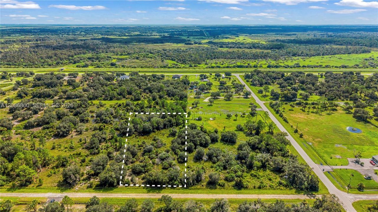 На продажу: $50,000 (1.25 acres)