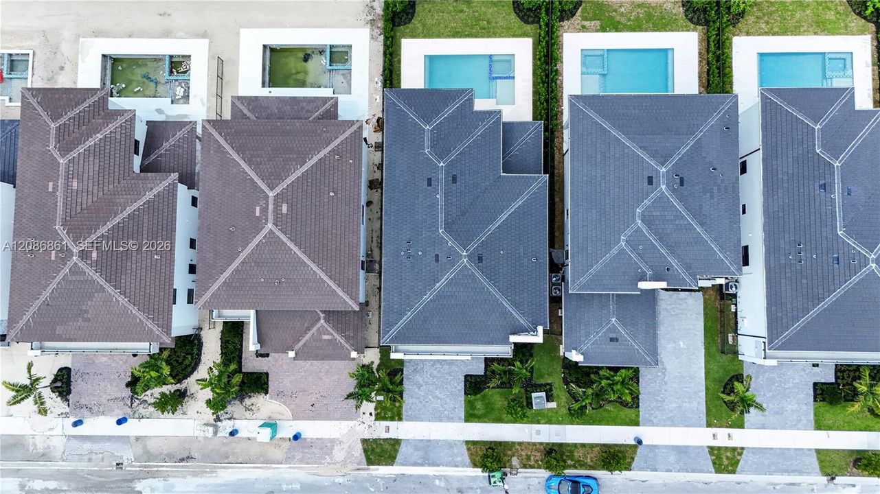 В аренду: $13,900 (5 спален, 4 ванн, 0 Квадратных фут)