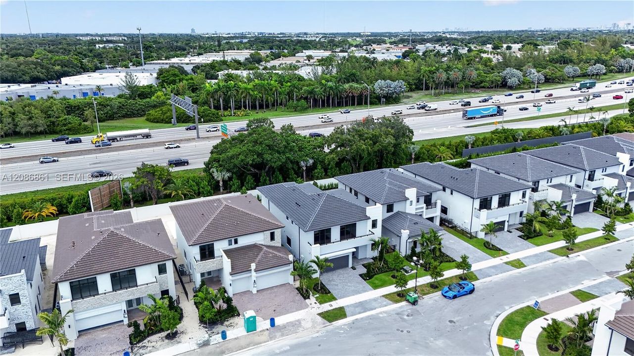 В аренду: $13,900 (5 спален, 4 ванн, 0 Квадратных фут)