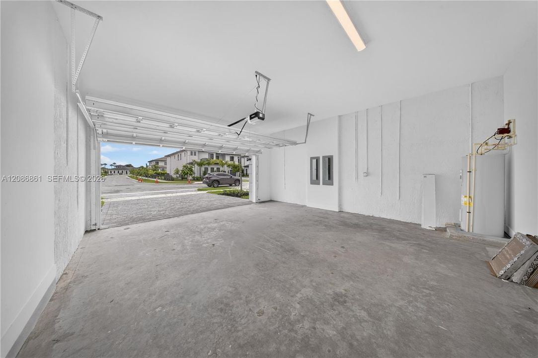 В аренду: $13,900 (5 спален, 4 ванн, 0 Квадратных фут)