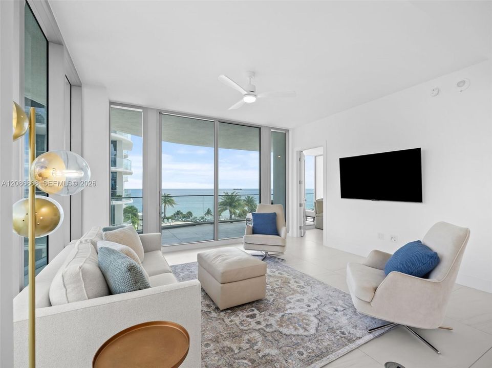 En Venta: $1,925,000 (2 camas, 3 baños, 1789 Pies cuadrados)