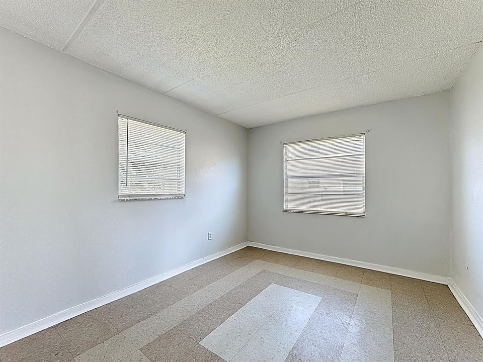 694 Michigan Court #2-21