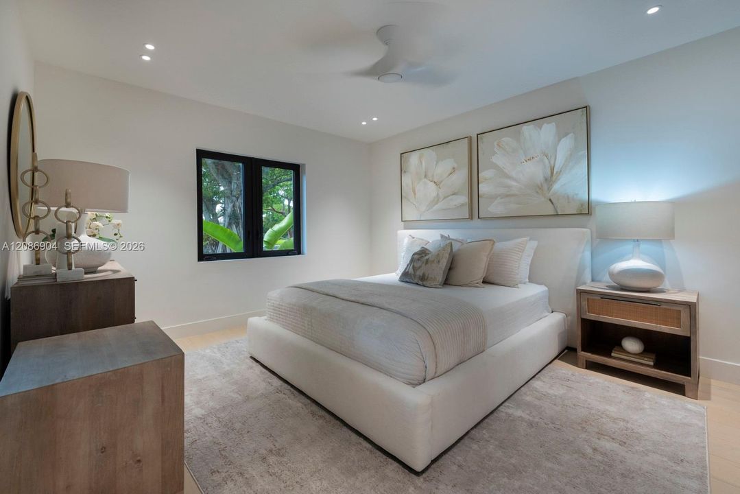 For Sale: $2,175,000 (2 beds, 3 baths, 2038 Square Feet)