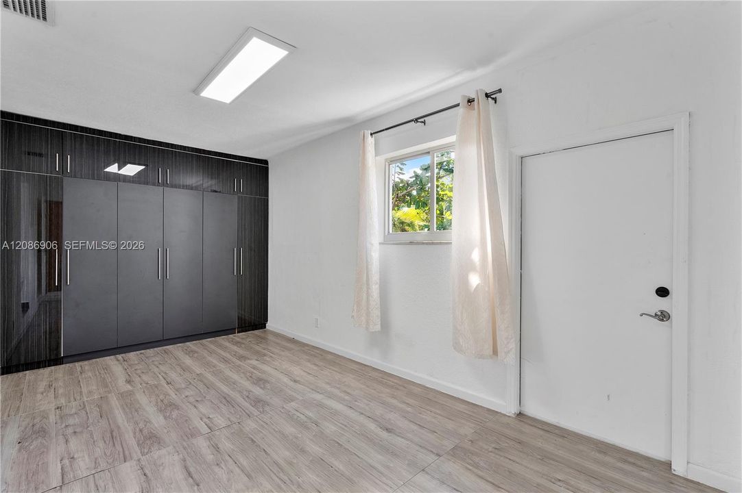 На продажу: $999,000 (3 спален, 2 ванн, 1694 Квадратных фут)