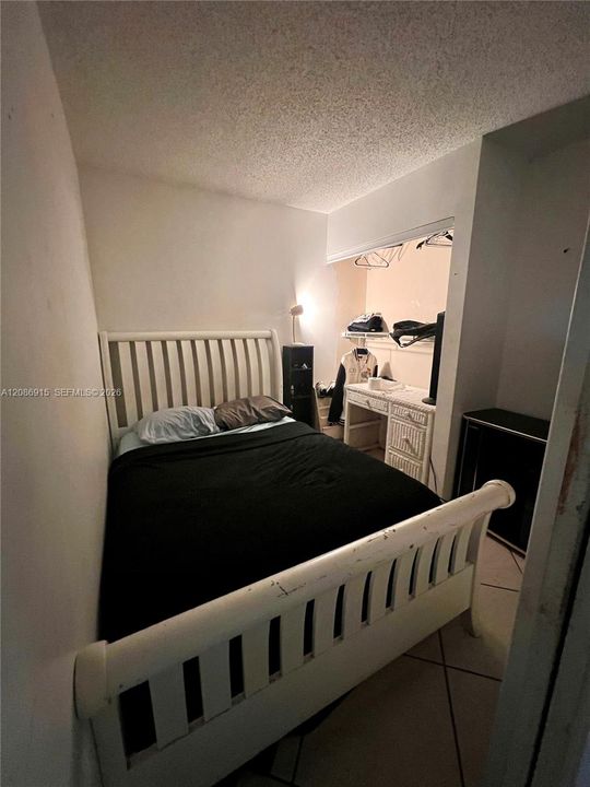 For Sale: $245,000 (2 beds, 2 baths, 1284 Square Feet)